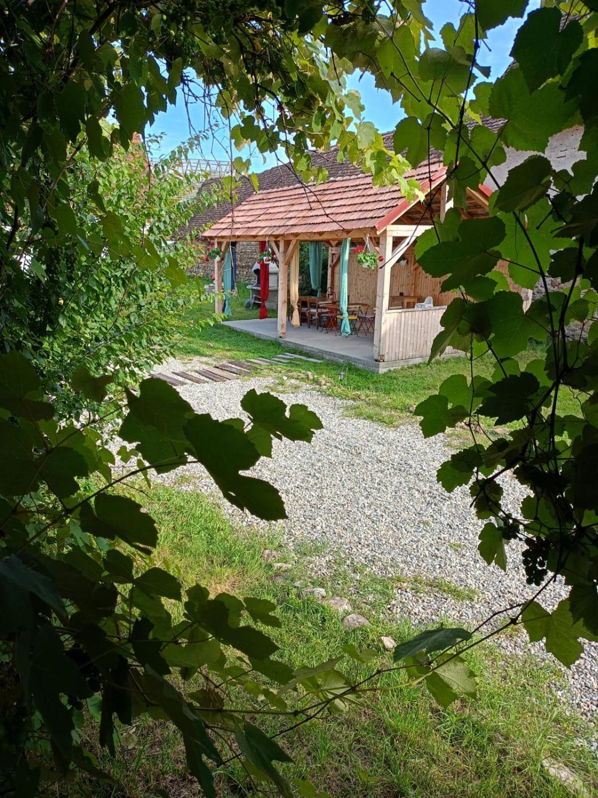 Chalet Giuel Barcut Eksteriør bilde
